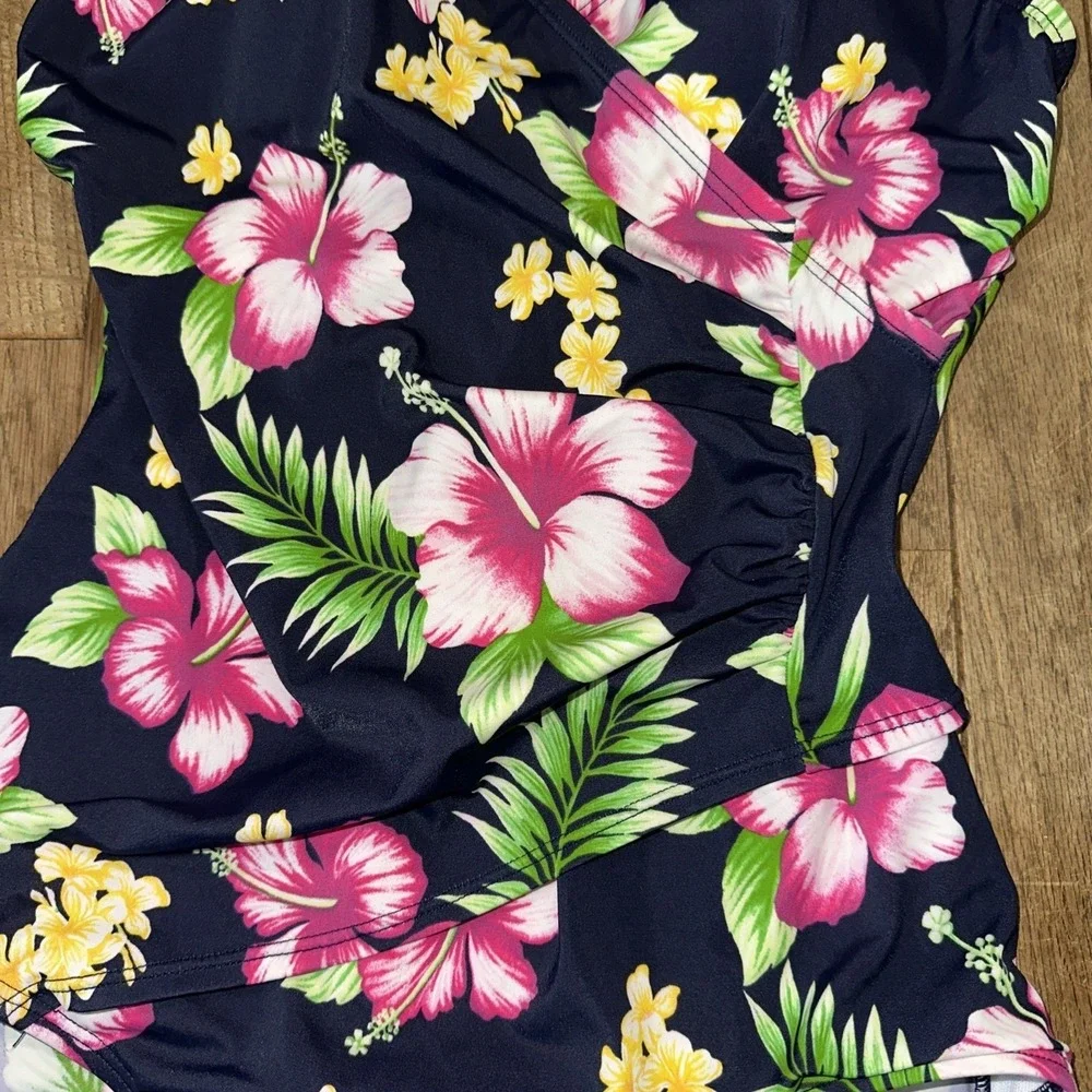 Jantzen womens swimsuit